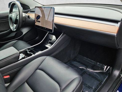 Used 2018 Tesla Model 3 Long Range AWD/4WD image 23