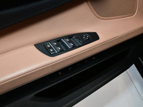 Used 2015 BMW 740Li xDrive image 16