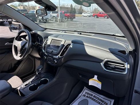 Certified 2024 Chevrolet Equinox LT w/ LPO, Floor Liner Package image 27