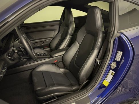 Used 2025 Porsche 911 Carrera S image 5