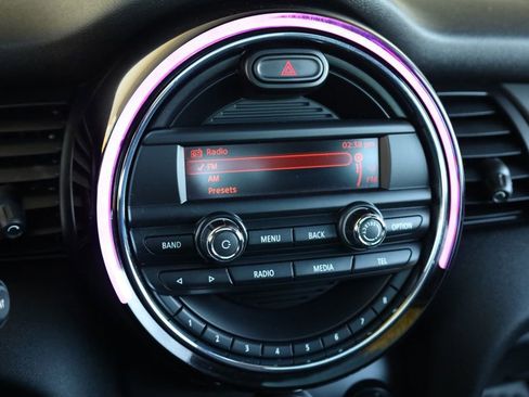 Used 2014 MINI Cooper 2-Door Hardtop image 28