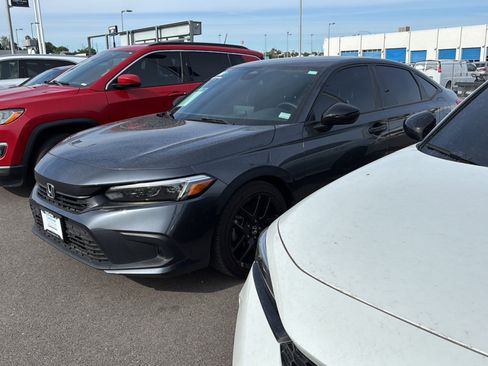 Certified 2023 Honda Civic Sport image 1