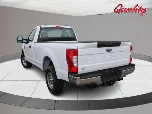 Used 2022 Ford F250 XL w/ Power Equipment Group image 5