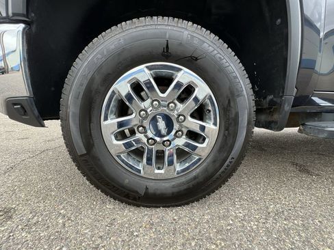 Certified 2024 Chevrolet Silverado 3500 LT w/ Convenience Package image 33