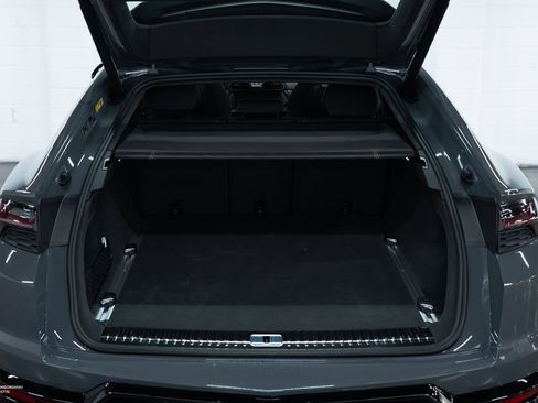 New 2025 Lamborghini Urus SE image 15