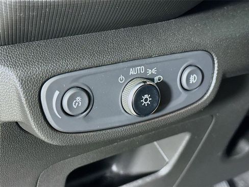 Used 2021 Chevrolet TrailBlazer ACTIV w/ Sun and Liftgate Package image 11