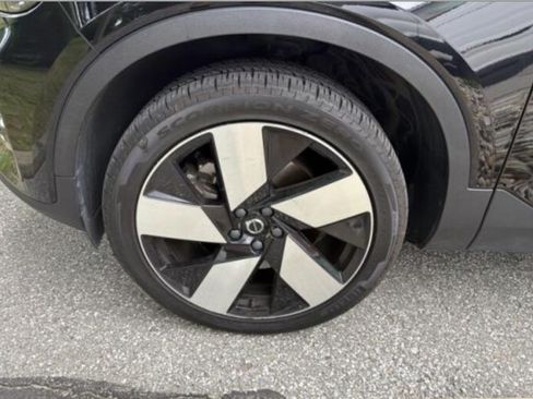 Used 2023 Volvo XC40 Recharge Ultimate w/ Protection Package Premier AWD/4WD image 5