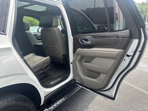 Used 2022 Chevrolet Tahoe Z71 w/ Off-Road Capability Package AWD/4WD image 43