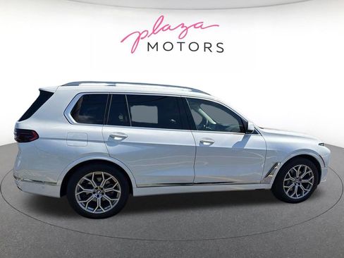 Certified 2025 BMW X7 xDrive40i w/ Premium Package AWD/4WD image 3