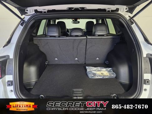 New 2026 Jeep Compass Latitude image 29