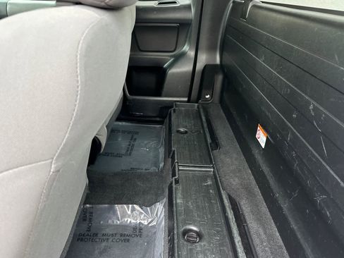 Used 2020 Toyota Tacoma SR image 4