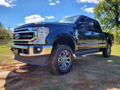 Used 2022 Ford F250 Lariat w/ Lariat Ultimate Package image 3