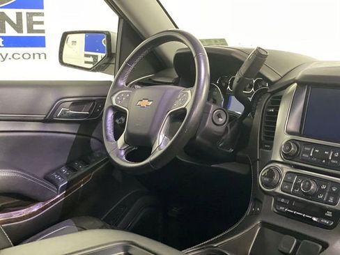 Used 2019 Chevrolet Tahoe LT image 14