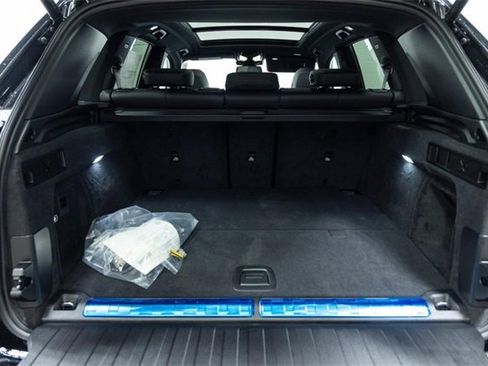 New 2026 BMW X5 xDrive50e image 13