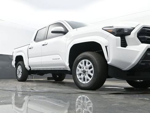 New 2026 Toyota Tacoma SR5 AWD/4WD image 23