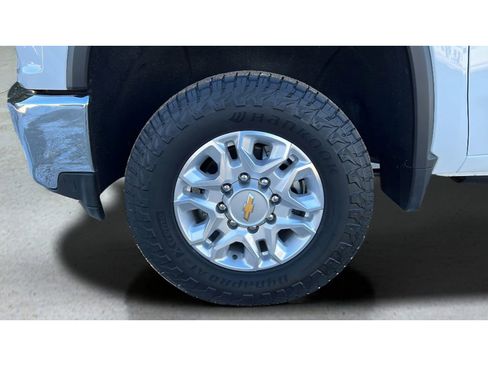 Certified 2022 Chevrolet Silverado 2500 LT w/ Z71 Off-Road Package image 34