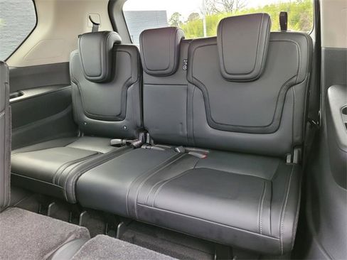 New 2026 Nissan Armada SV image 11