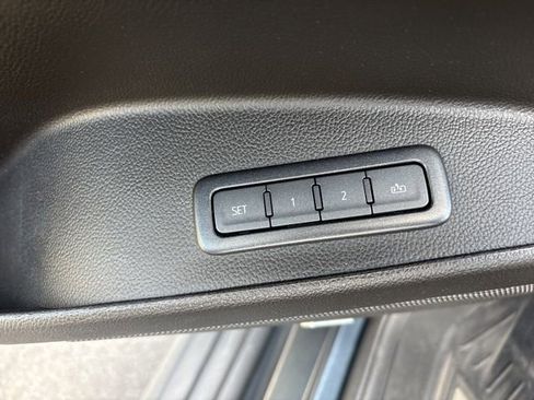 Used 2019 Chevrolet Tahoe LT image 29