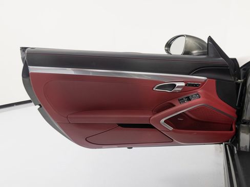 Certified 2024 Porsche 718 Boxster S image 13