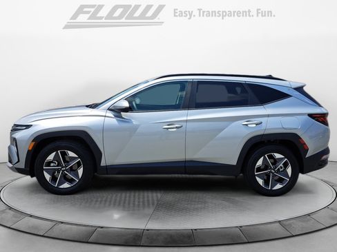 Used 2026 Hyundai Tucson SEL FWD image 5