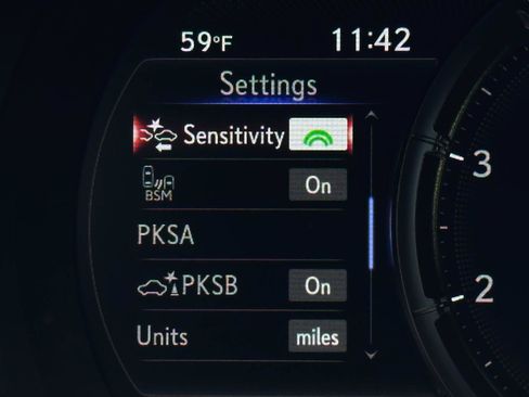 Used 2021 Lexus IS 350 F Sport w/ Accessory Package RWD image 26