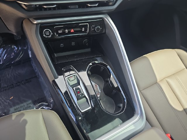 Used 2025 Audi Q5 Premium w/ Convenience Package AWD/4WD image 28