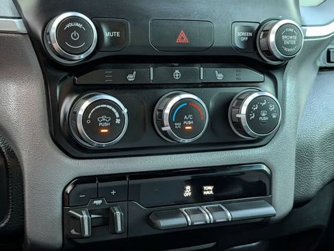 Used 2023 RAM 1500 Big Horn AWD/4WD image 16