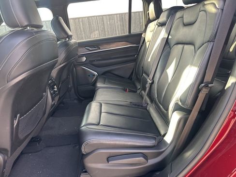 Used 2022 Jeep Grand Cherokee L Overland image 24