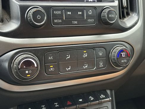 Used 2017 Chevrolet Colorado ZR2 image 21