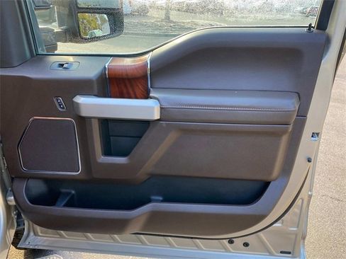 Used 2018 Ford F250 King Ranch w/ King Ranch Ultimate Package image 37