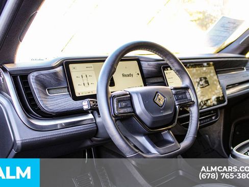 Used 2025 Rivian R1S Adventure image 32