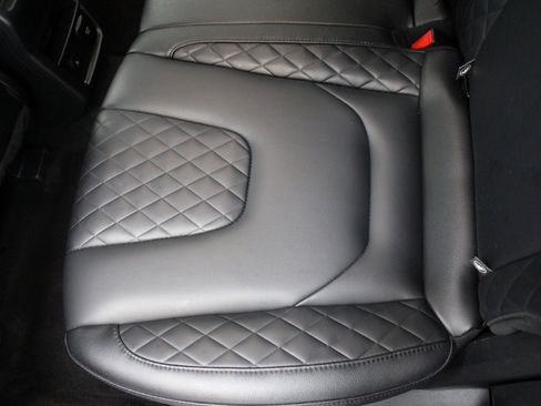 Used 2024 Ford Edge Titanium image 22