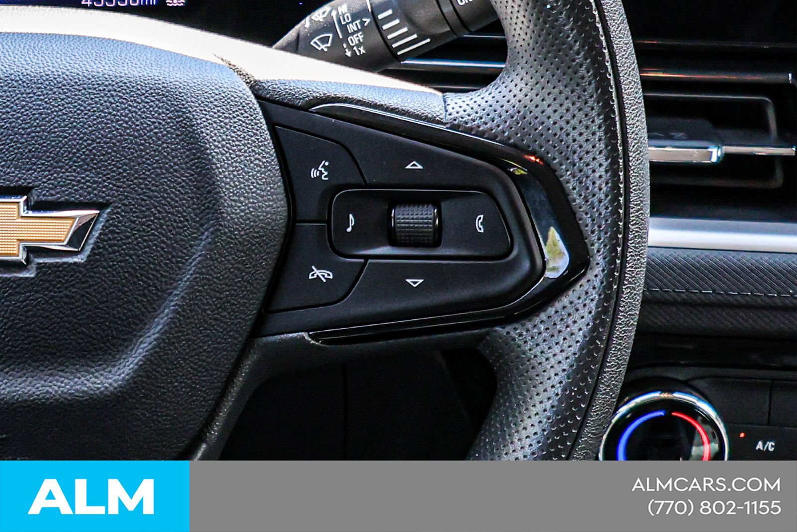 Used 2025 Chevrolet TrailBlazer LT FWD image 27