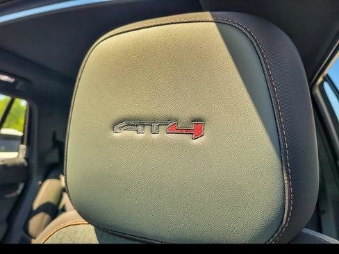 New 2026 GMC Terrain AT4 w/ Convenience Package III AWD/4WD image 15