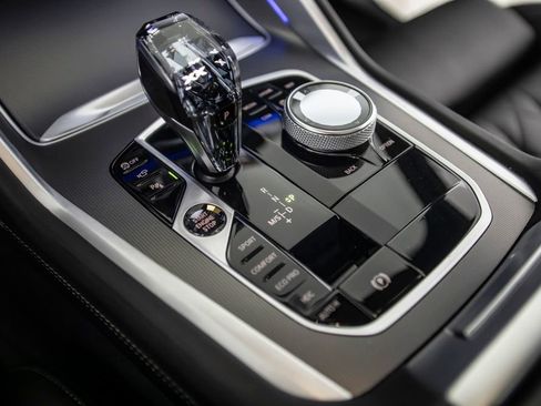 Used 2023 BMW X6 xDrive40i w/ Executive Package image 35