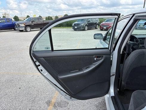 Used 2005 Toyota Corolla S w/ Enhanced Pwr Pkg FWD image 25