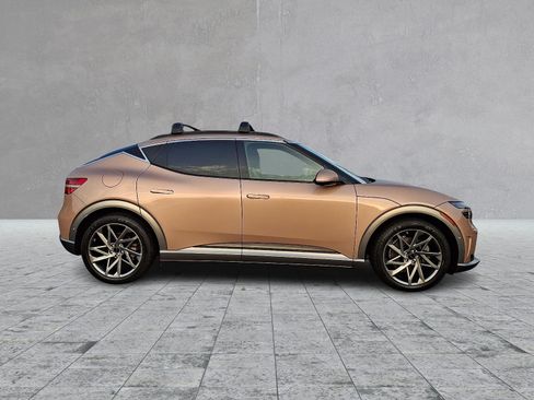 Certified 2023 Genesis GV60 Advanced AWD/4WD image 7