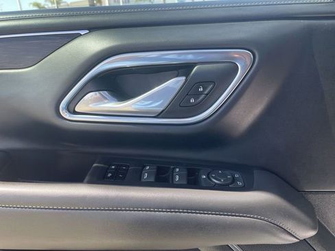 Used 2024 Chevrolet Tahoe LT RWD image 23