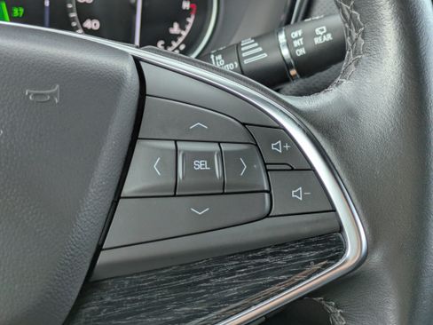 Certified 2024 Cadillac XT5 Premium Luxury FWD image 24