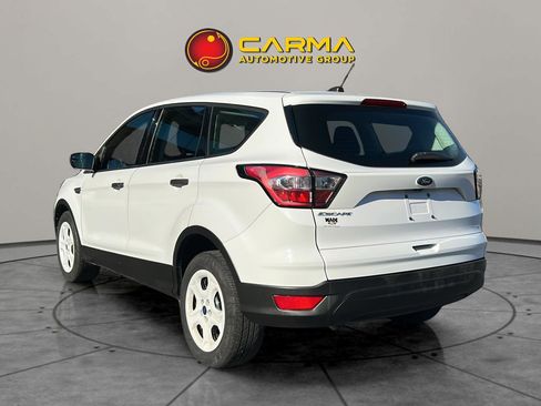 Used 2018 Ford Escape S image 5