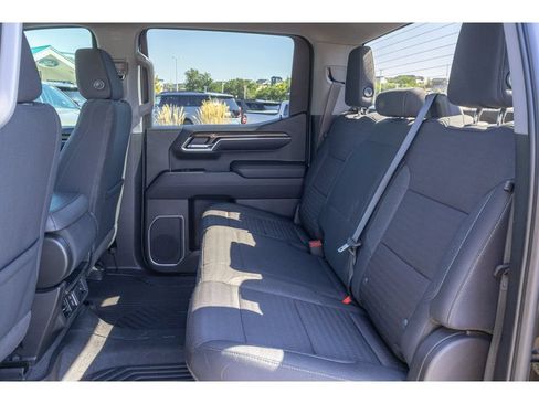 Used 2022 Chevrolet Silverado 1500 RST AWD/4WD image 13