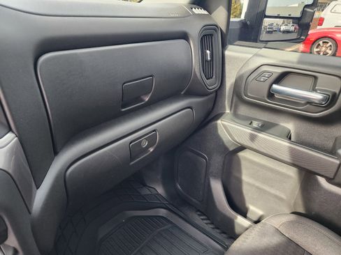 Used 2024 Chevrolet Silverado 2500 Custom w/ Custom Convenience Package image 35