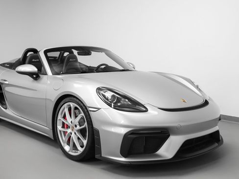 Used 2020 Porsche 718 Boxster Spyder image 9