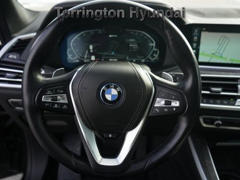 Used 2022 BMW X5 xDrive45e w/ Executive Package image 11