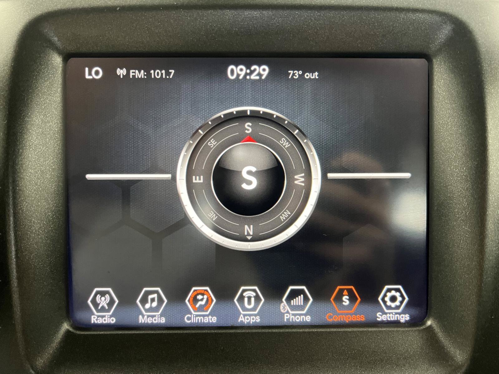Used 2018 Jeep Compass Trailhawk AWD/4WD image 19
