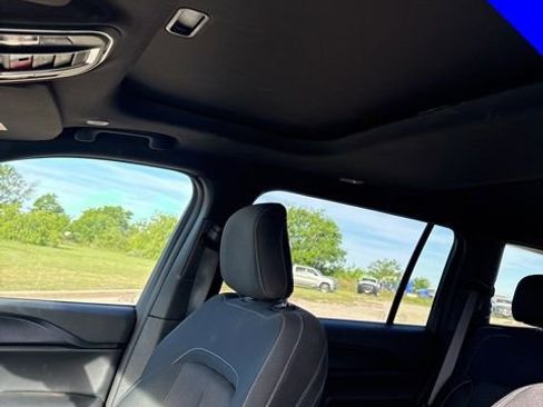 Used 2025 Jeep Grand Cherokee L Laredo w/ Luxury Tech Group I image 20