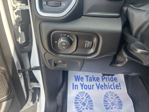 Used 2023 RAM 1500 Big Horn AWD/4WD image 24