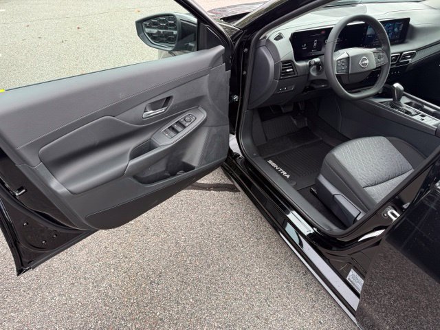 New 2027 Nissan Sentra SV w/ SV Convenience Package FWD image 15