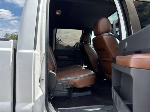 Used 2014 Ford F250 Platinum w/ FX4 Off-Road Package AWD/4WD image 30