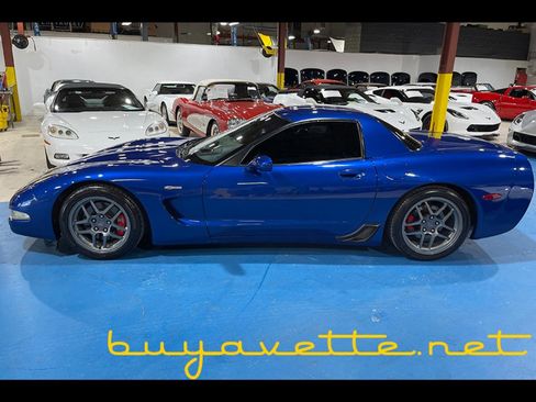 Used 2003 Chevrolet Corvette Z06 w/ Memory Package, 3 Drivers RWD image 6